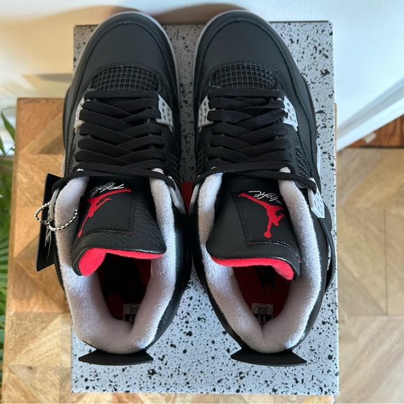 Nike Air Jordan 4 IV Retro Bred Reimagined Sz 8.5 Black Cement FV5029-006 NEW - Picture 4 of 9